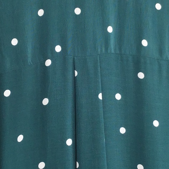 Topshop Oversized Polka Dot Button Up Top Sz 6 - Picture 7 of 8